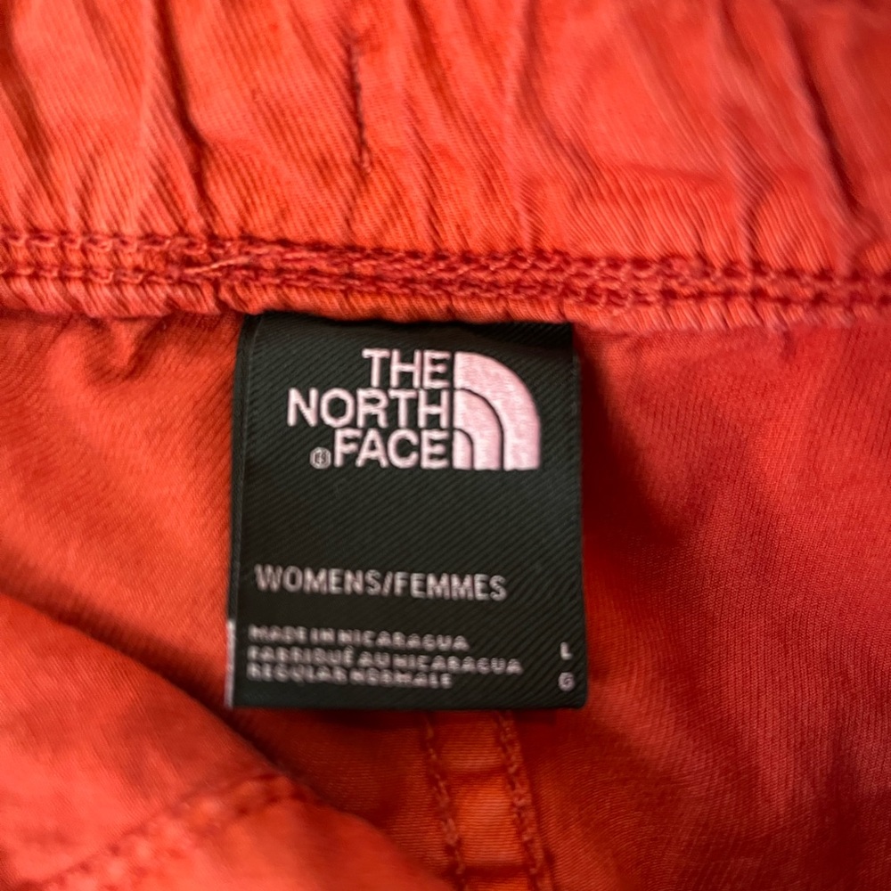 The North Face - hiking shorts - size L